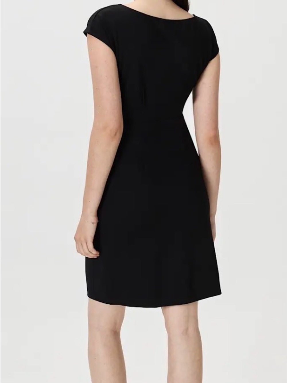 QUINCE NWT Ultra-Stretch Ponte Cap Sleeve Dress Black M - Picture 2 of 9